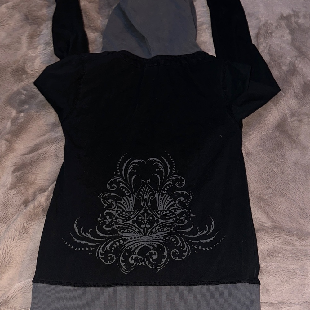 Prana Black and Gray Hoodie with Elegant Design